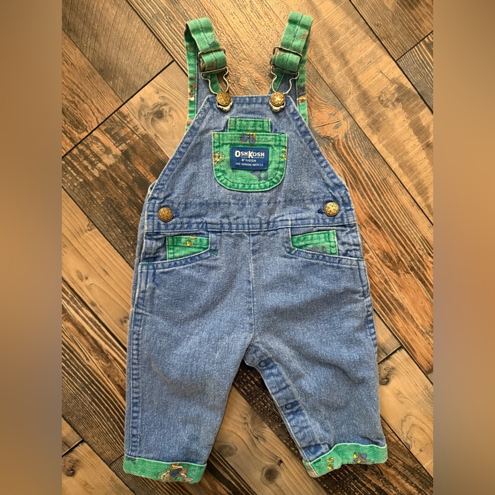 Rare Vintage 1980’s Osh Kosh “Wild West” Vestbak Overalls